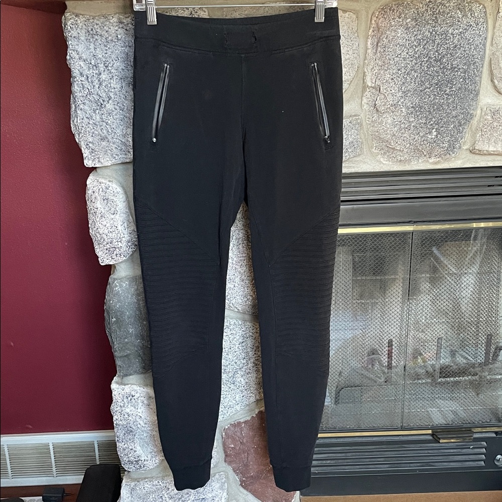 ALO Yoga Urban Moto Sweatpants